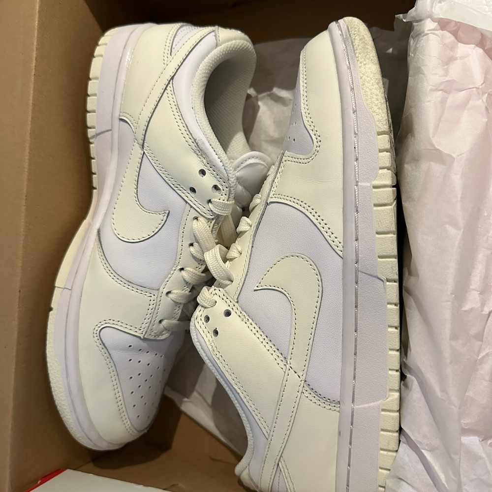 Nike Red and White Box — W Nike Dunk Low